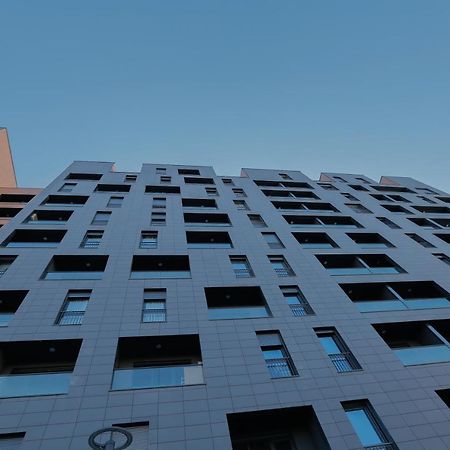 Miku Apartment - Glamorous 1Bedroom Apartment At Olympic Residence Tirana Exterior foto